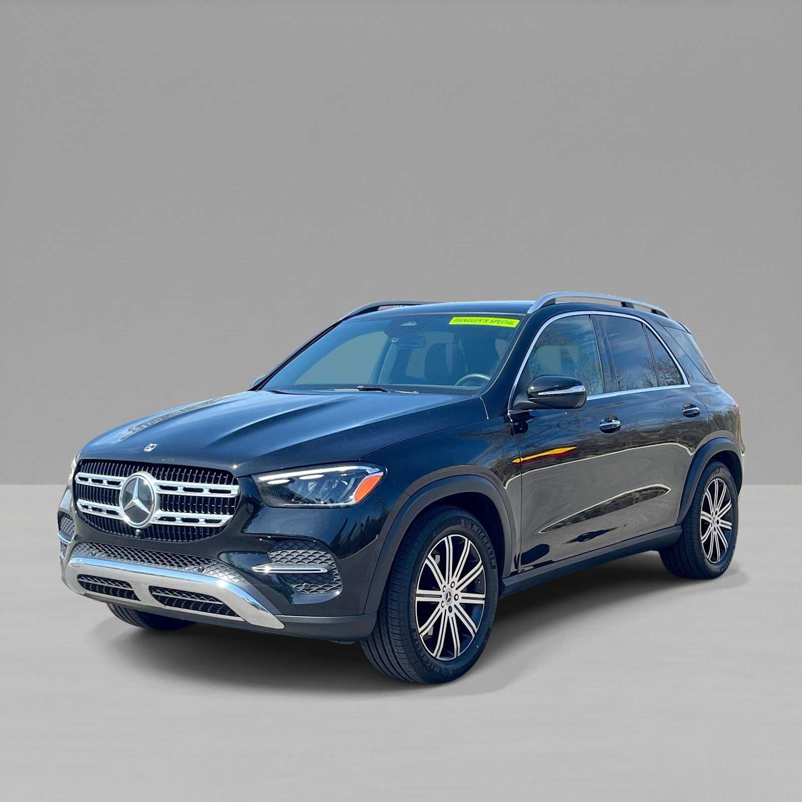 Thumbnail: 2026 Mercedes-Benz GLE - 2