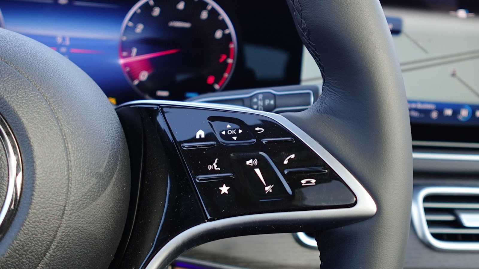 Thumbnail: 2026 Mercedes-Benz GLE - 29