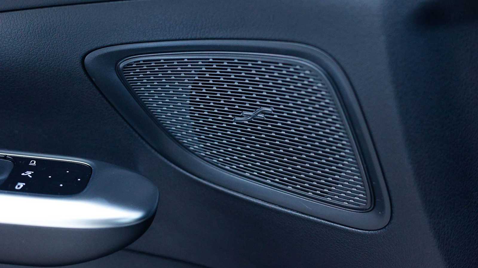 Thumbnail: 2026 Mercedes-Benz C-Class - 35