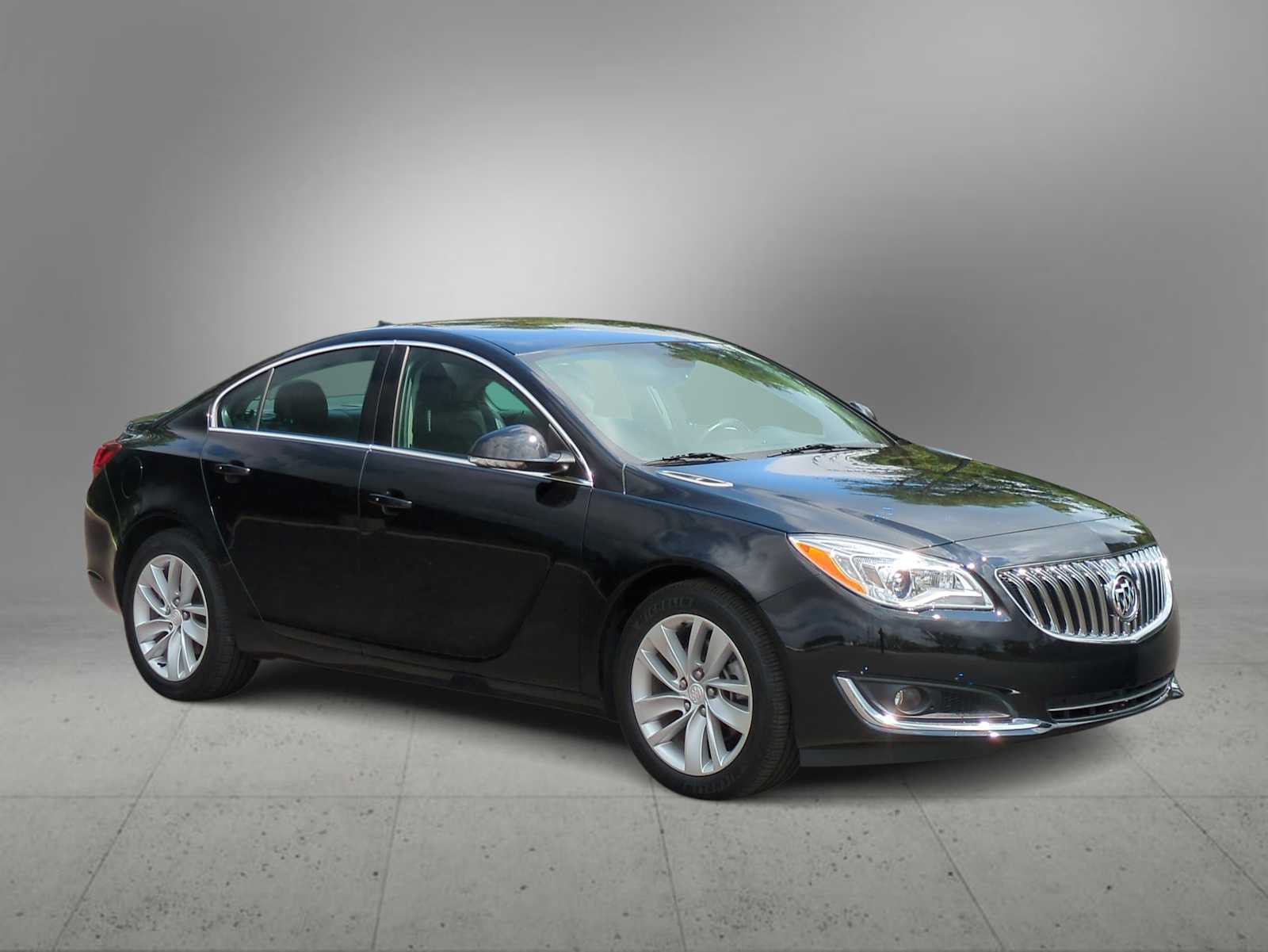 Thumbnail: 2017 Buick Regal - 2