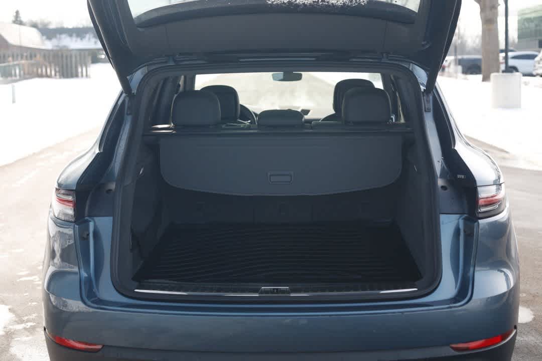 Thumbnail: 2020 Porsche Cayenne - 39