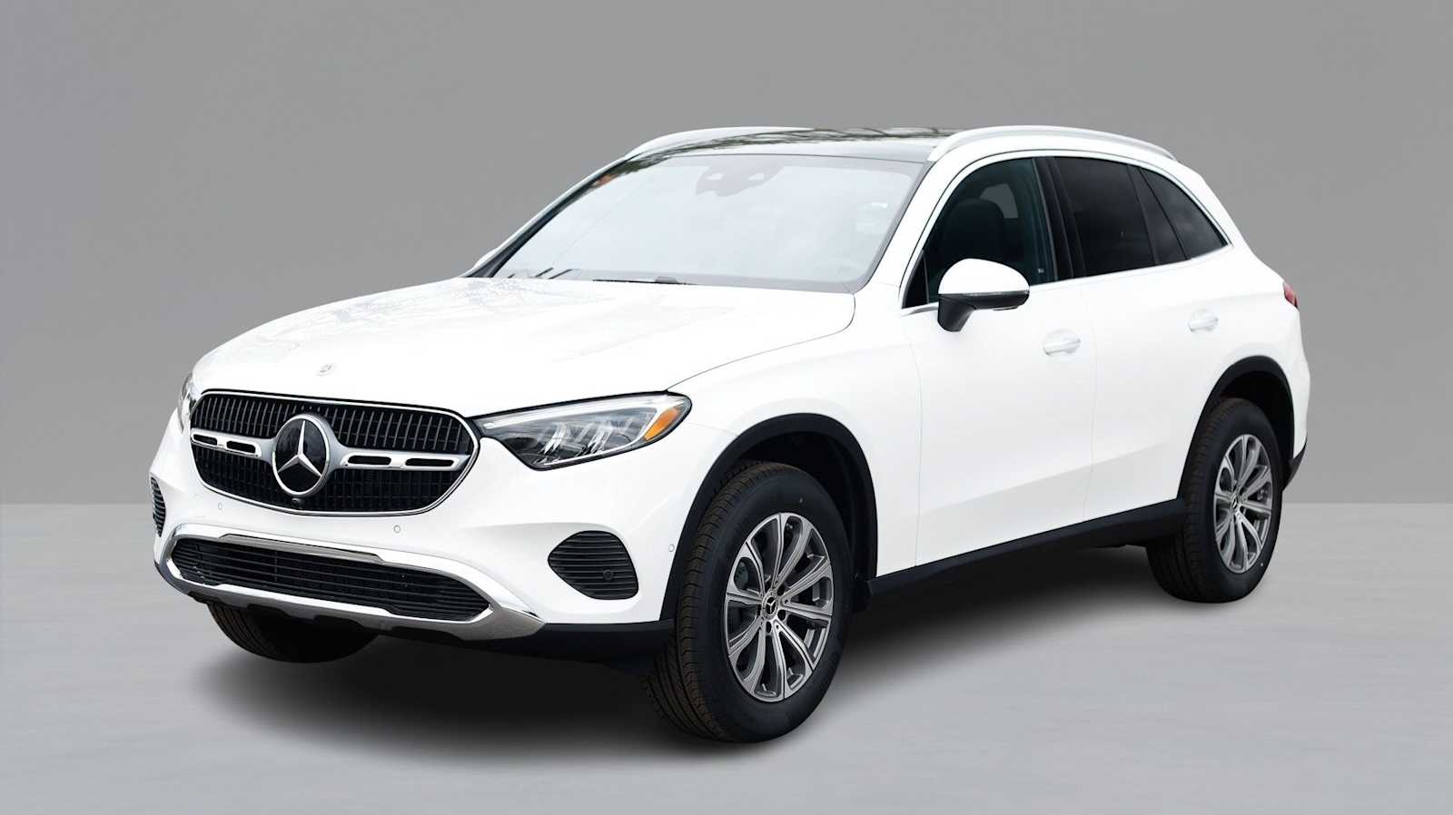 2026 Mercedes-Benz GLC Base's photo