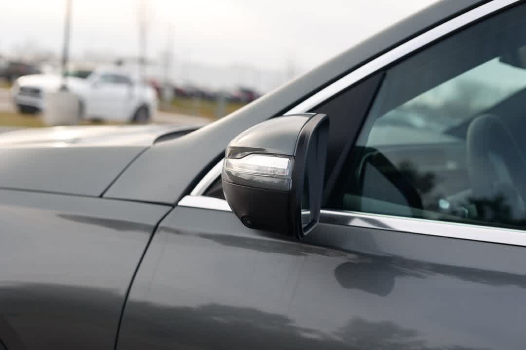 Thumbnail: 2026 Mercedes-Benz GLE - 30