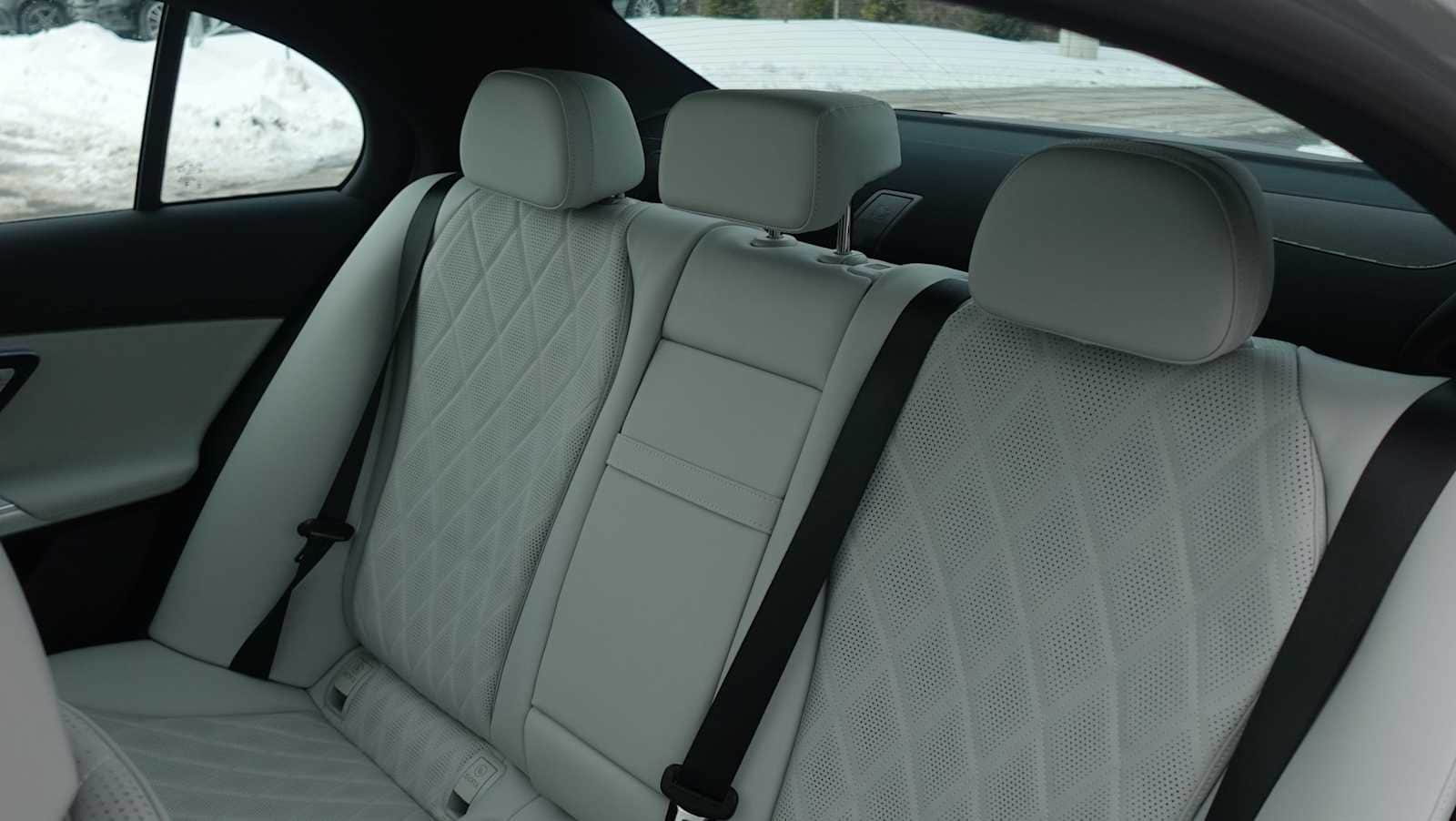 Thumbnail: 2026 Mercedes-Benz E-Class - 30