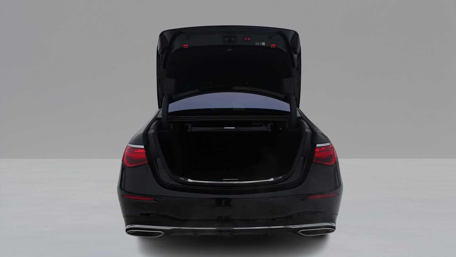 Thumbnail: 2022 Mercedes-Benz S-Class - 9