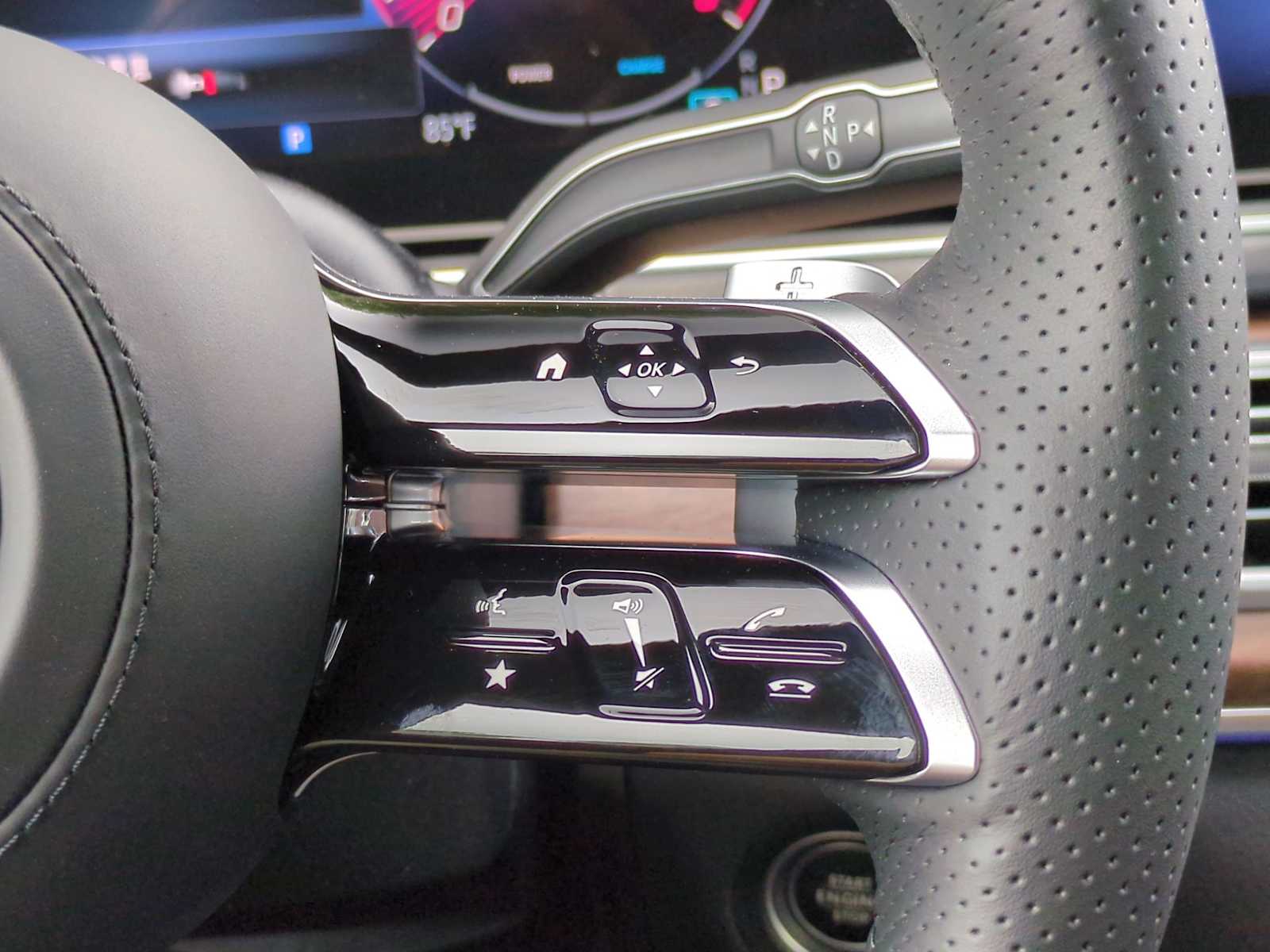 Thumbnail: 2025 Mercedes-Benz GLS - 27