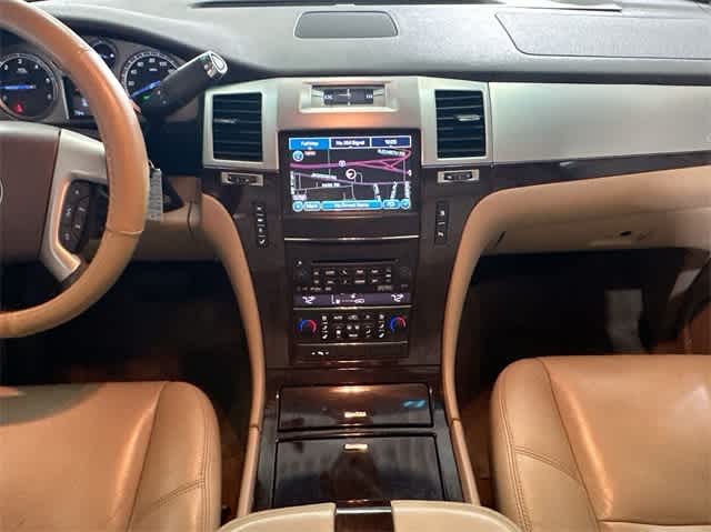 Thumbnail: 2011 Cadillac Escalade - 23