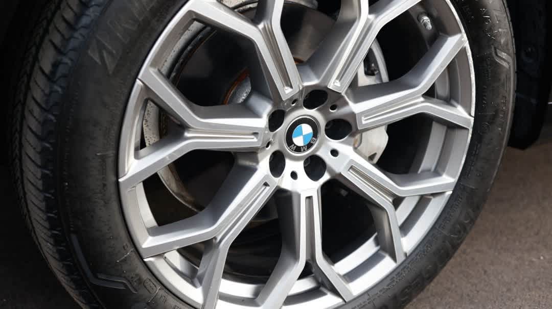 Thumbnail: 2020 BMW X7 - 14