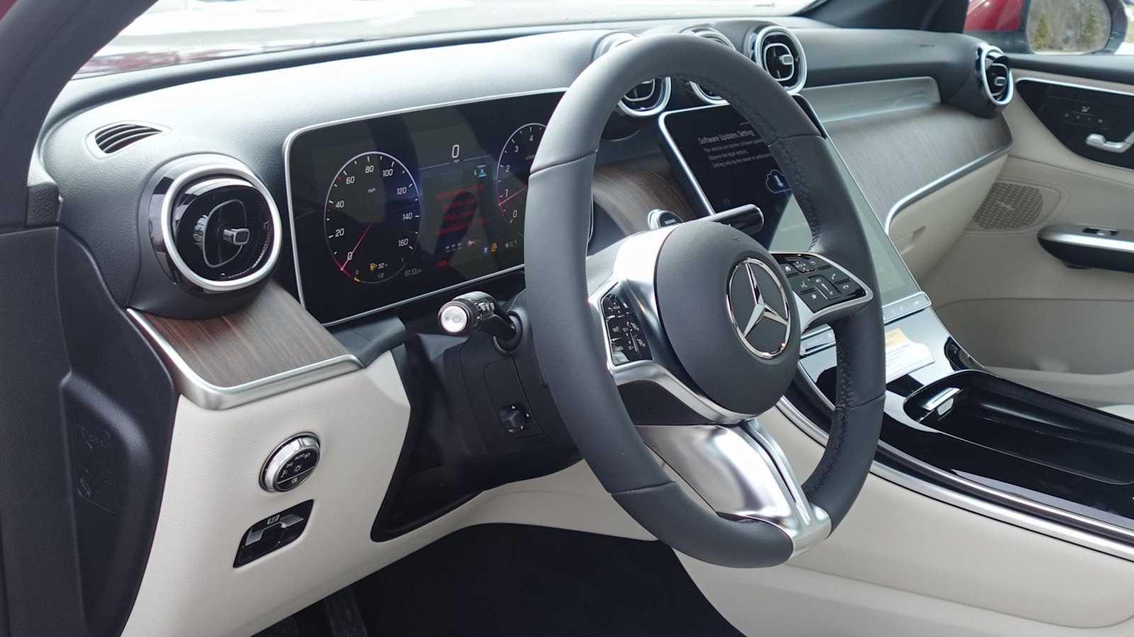 Thumbnail: 2026 Mercedes-Benz GLC - 27