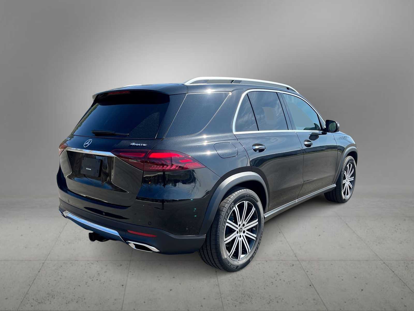 Thumbnail: 2026 Mercedes-Benz GLE - 8