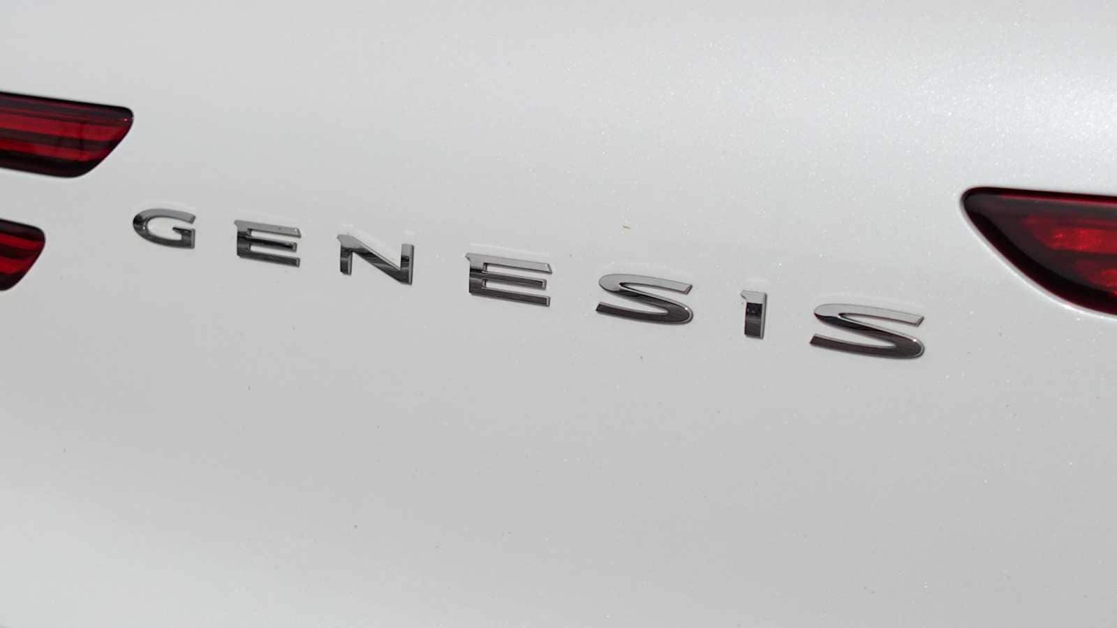 Thumbnail: 2025 Genesis GV70 - 15