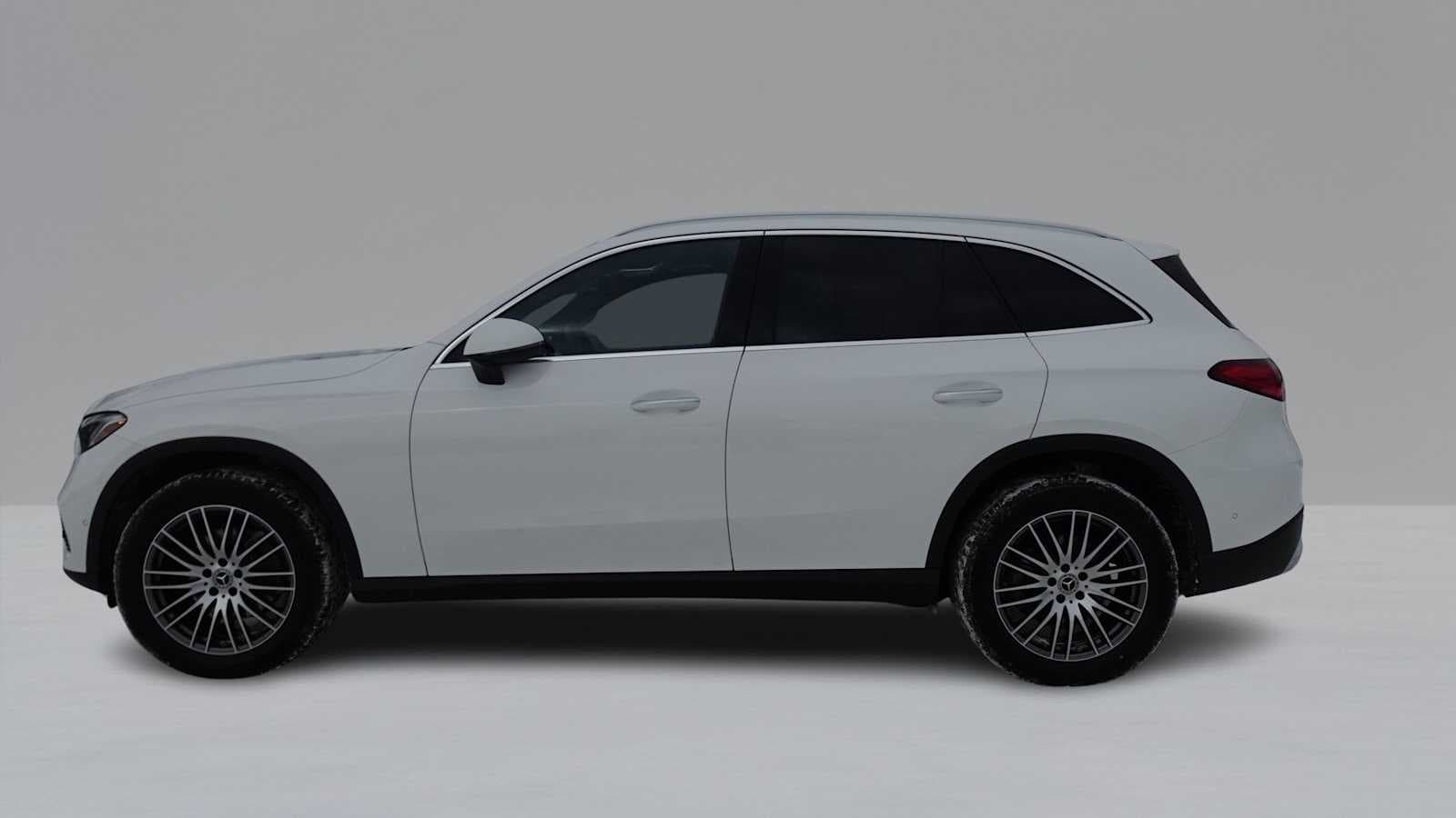 Thumbnail: 2026 Mercedes-Benz GLC - 8