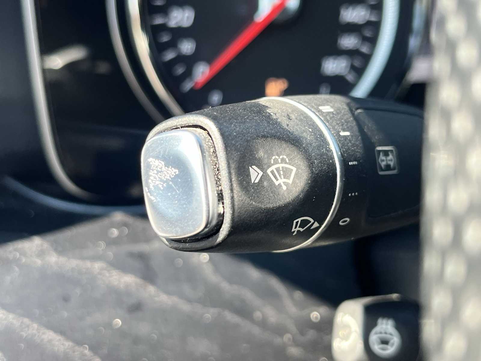 Thumbnail: 2017 Mercedes-Benz E-Class - 29