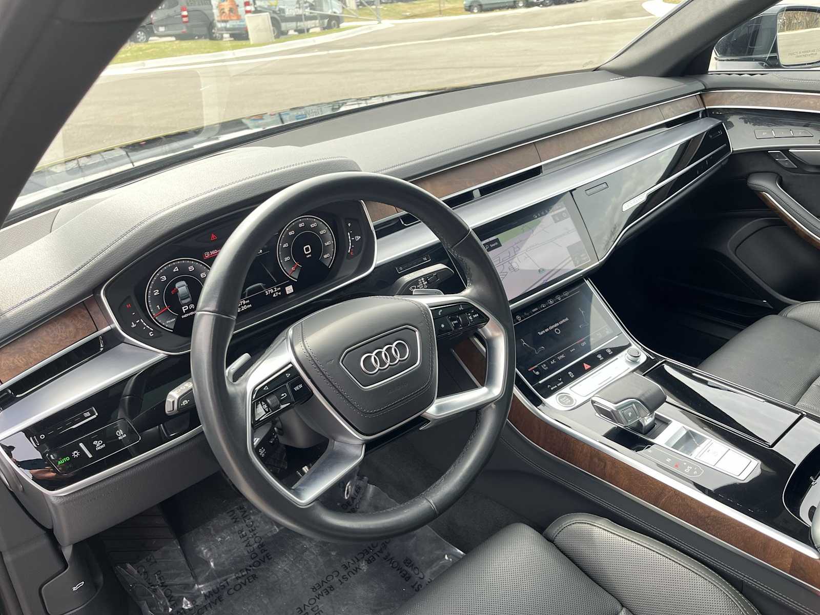 Thumbnail: 2023 Audi A8 - 27