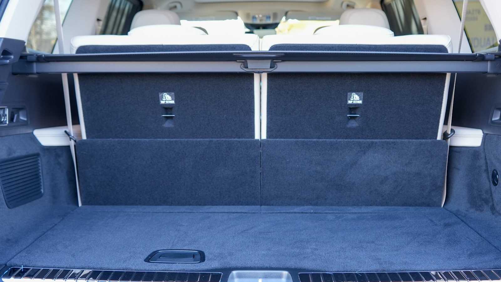 Thumbnail: 2026 Mercedes-Benz GLS - 28