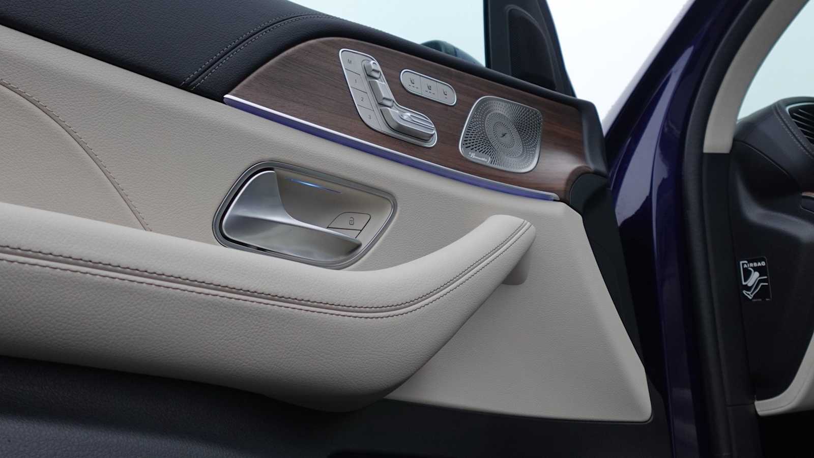 Thumbnail: 2026 Mercedes-Benz GLE - 22