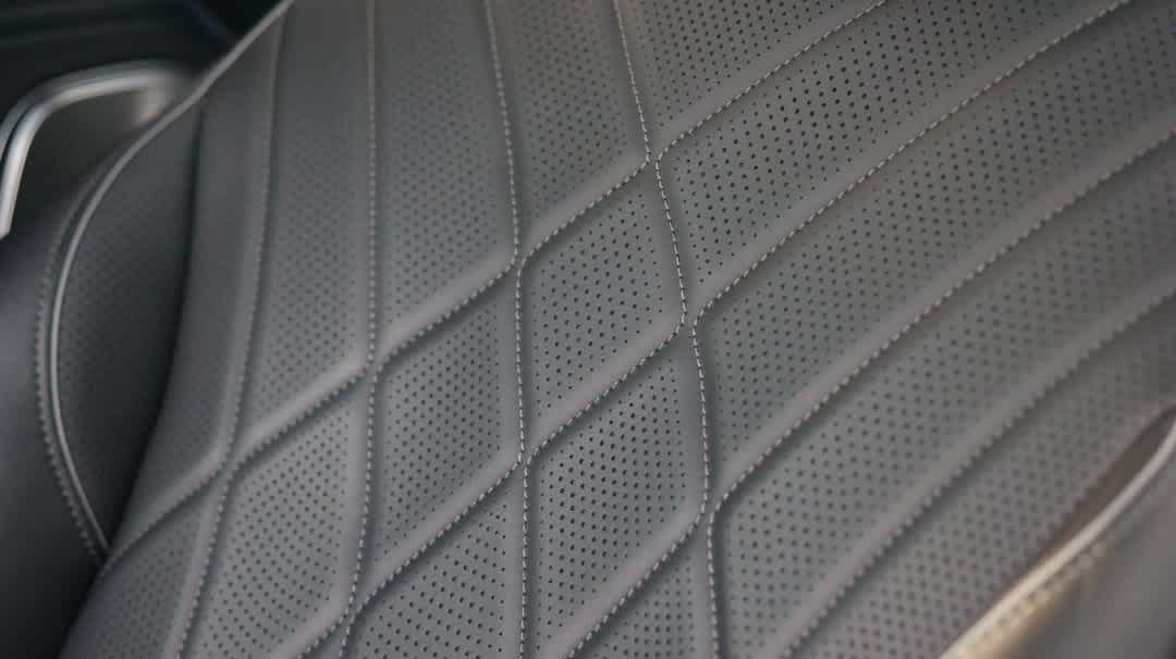 Thumbnail: 2023 Mercedes-Benz EQS - 30