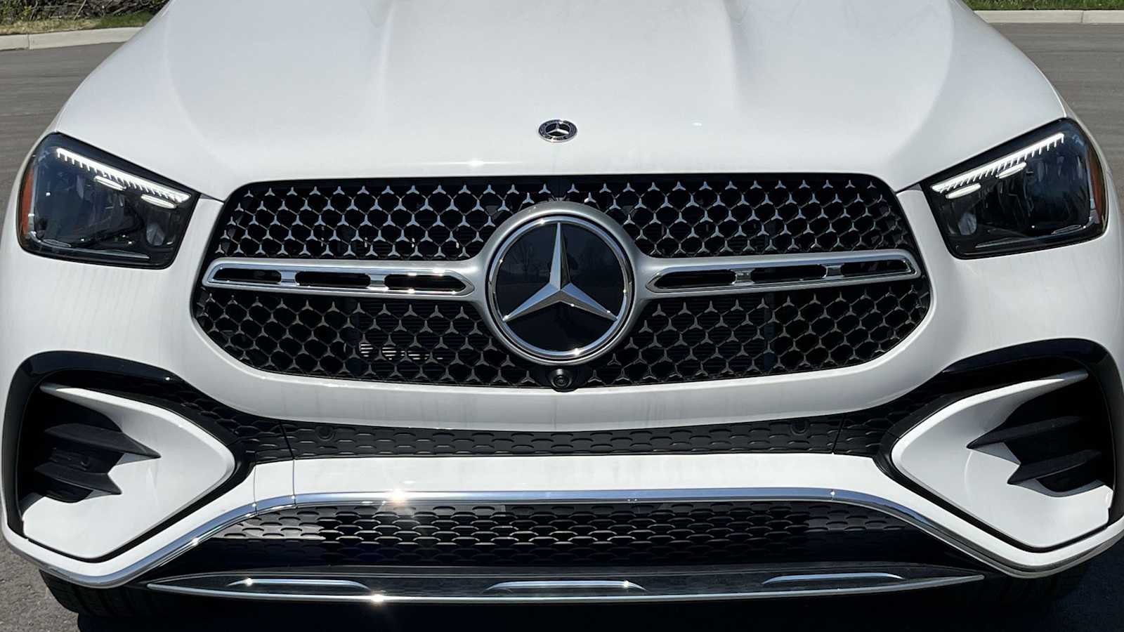Thumbnail: 2026 Mercedes-Benz GLE - 23