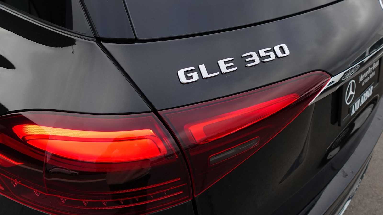 Thumbnail: 2026 Mercedes-Benz GLE - 16