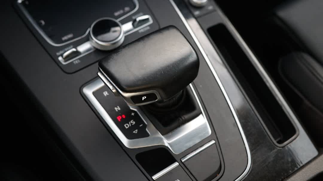 Thumbnail: 2020 Audi Q5 - 27