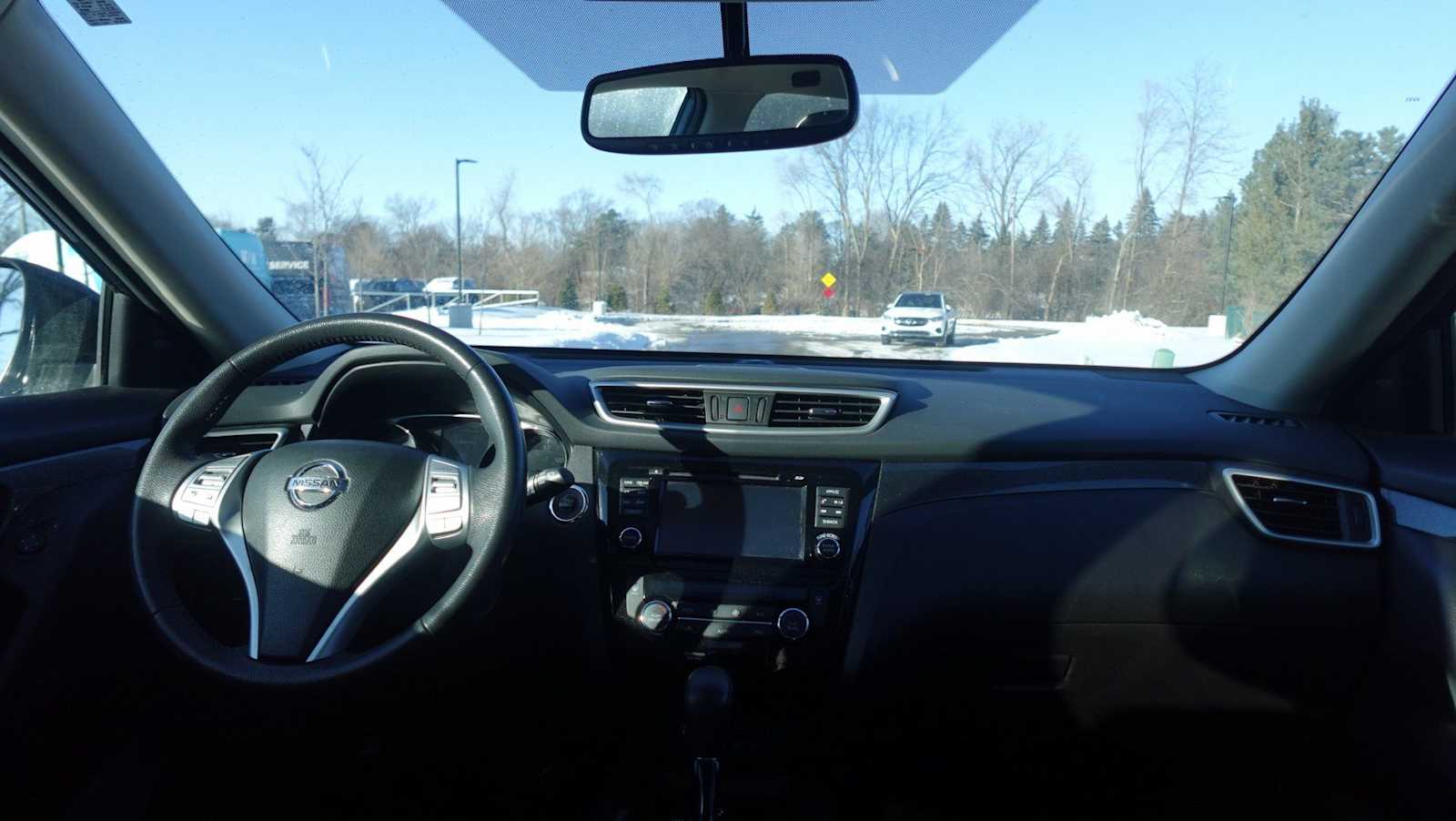 Thumbnail: 2016 Nissan Rogue - 21