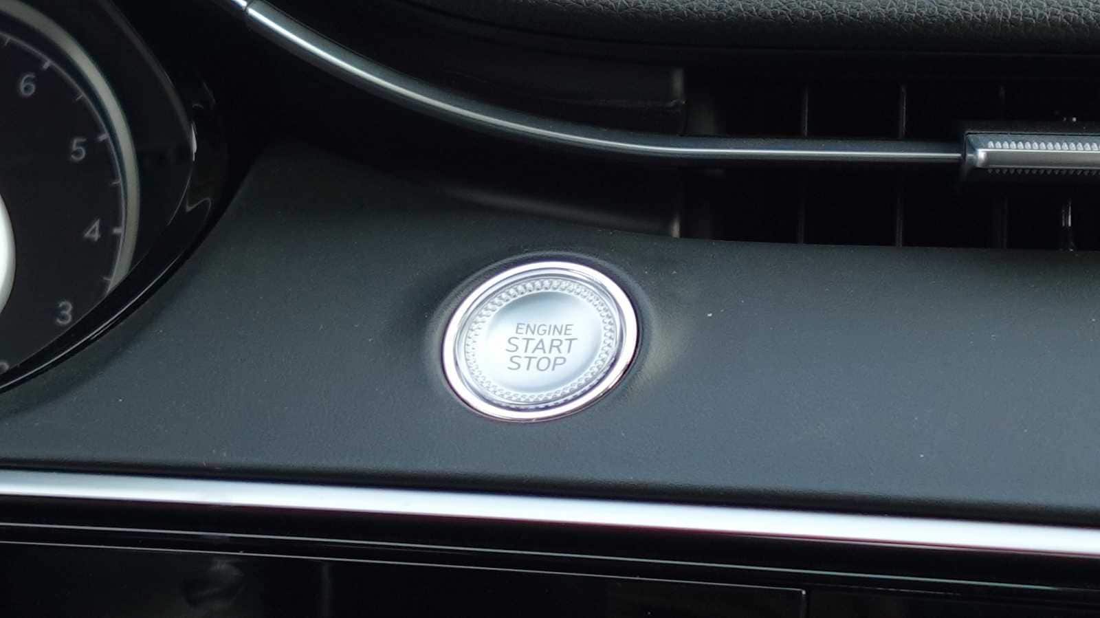 Thumbnail: 2025 Genesis GV70 - 42