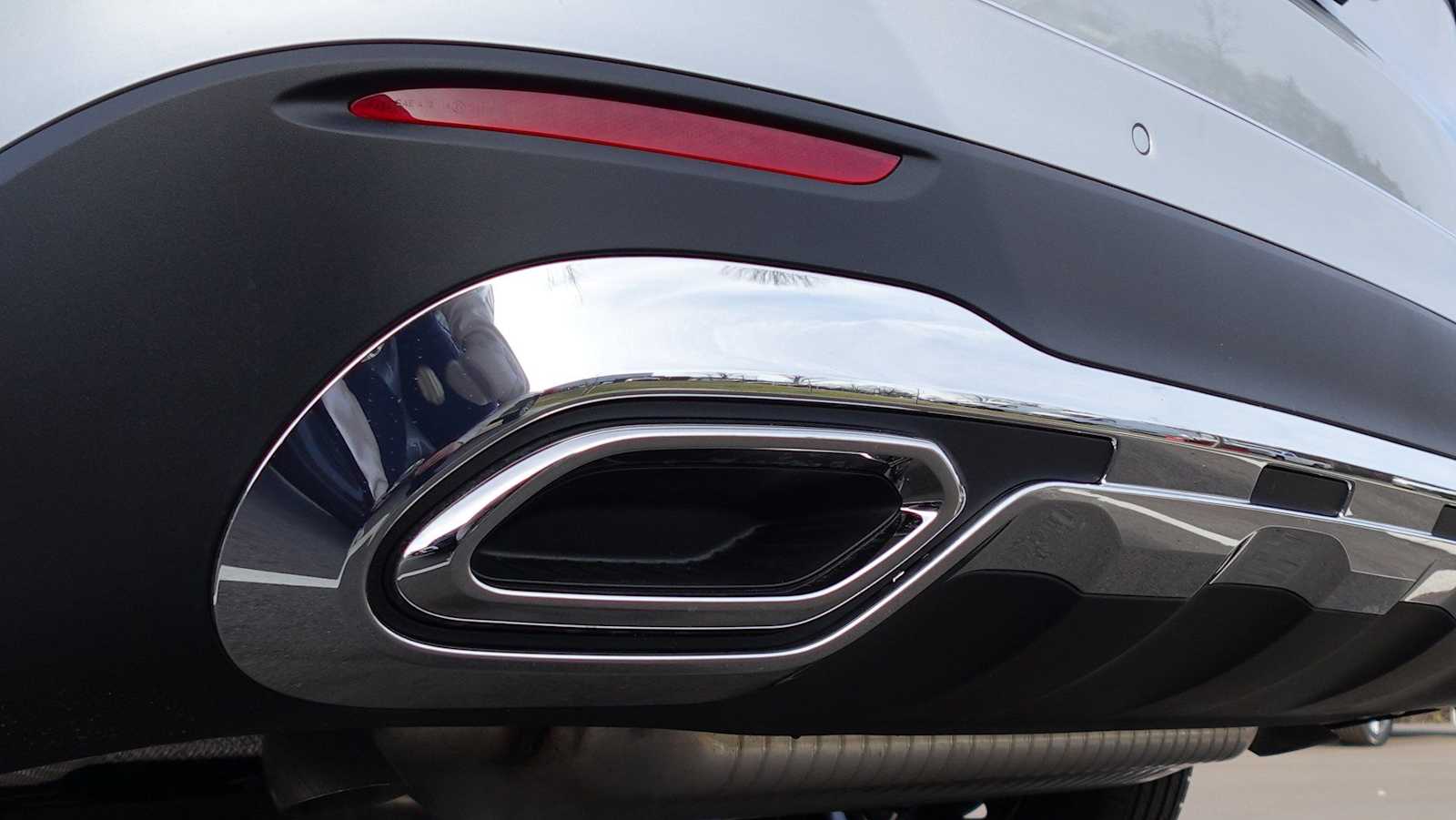 Thumbnail: 2026 Mercedes-Benz GLC - 27