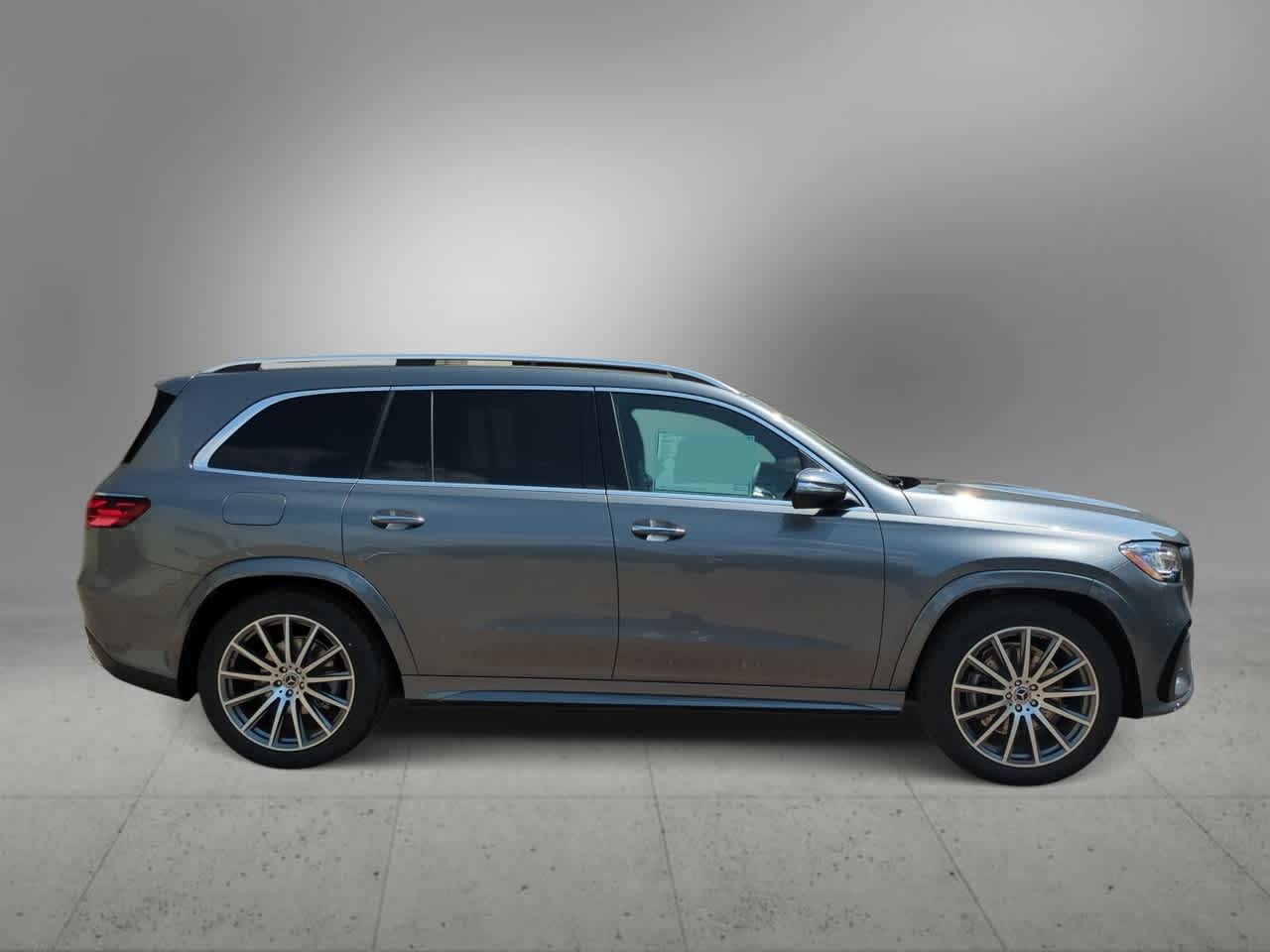 Thumbnail: 2025 Mercedes-Benz GLS - 9