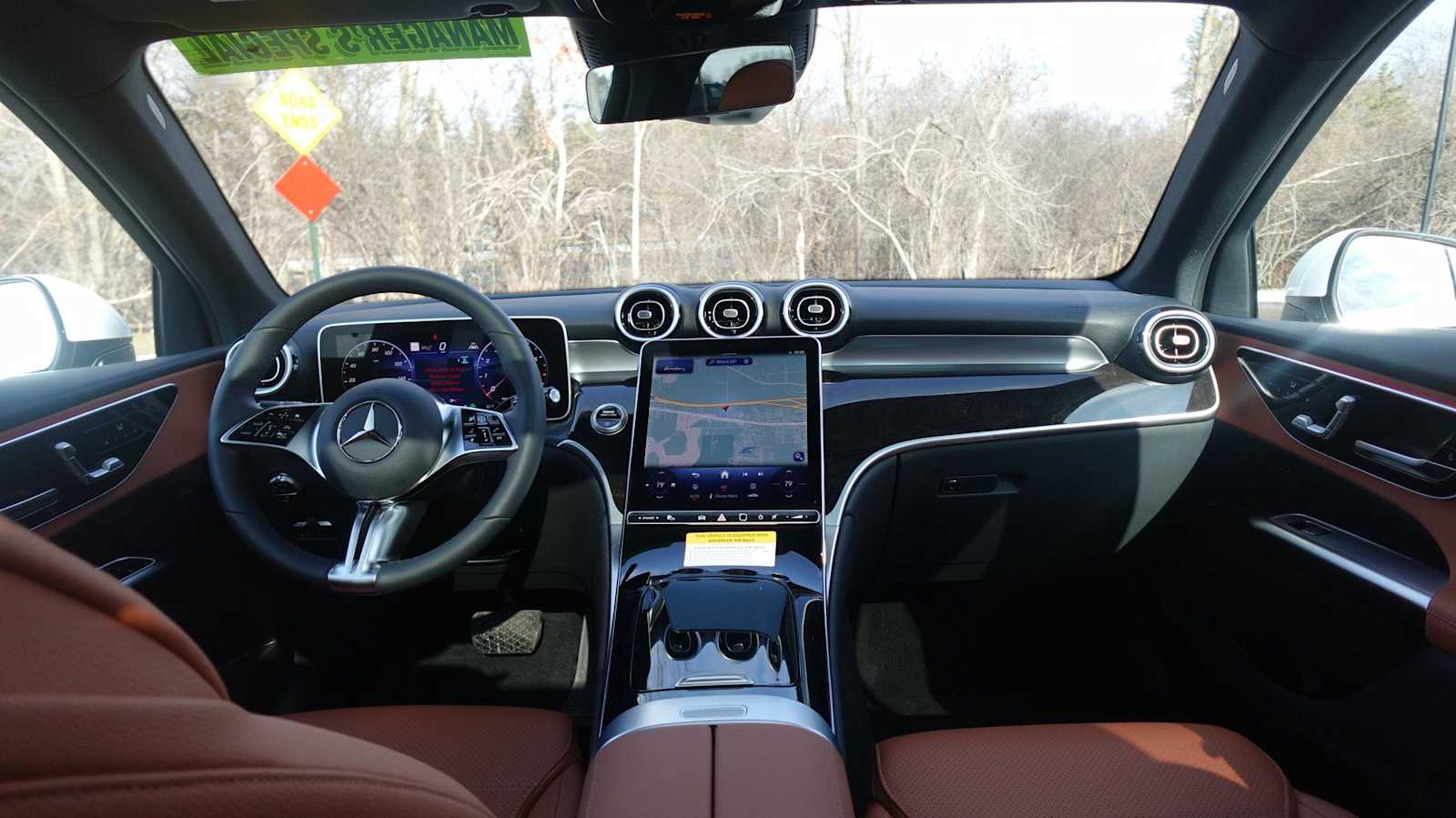 Thumbnail: 2026 Mercedes-Benz GLC - 43