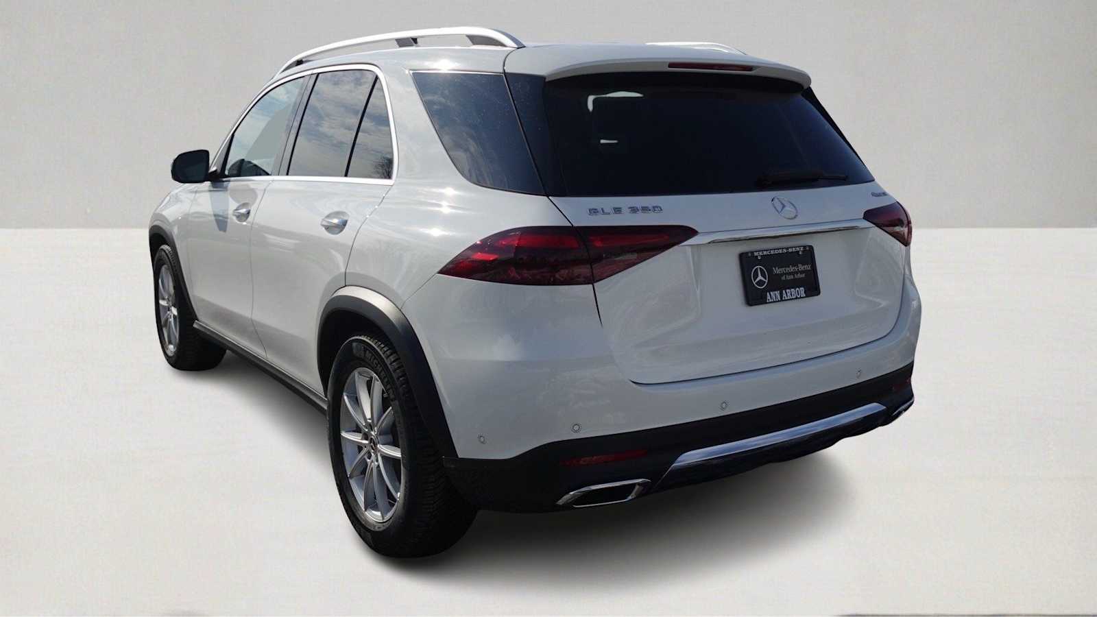 Thumbnail: 2026 Mercedes-Benz GLE - 7