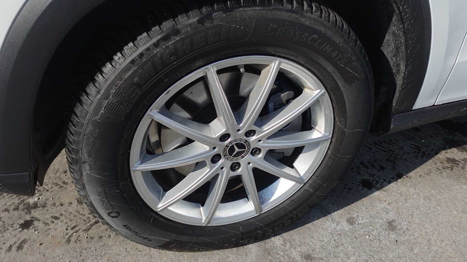 Thumbnail: 2026 Mercedes-Benz GLE - 11