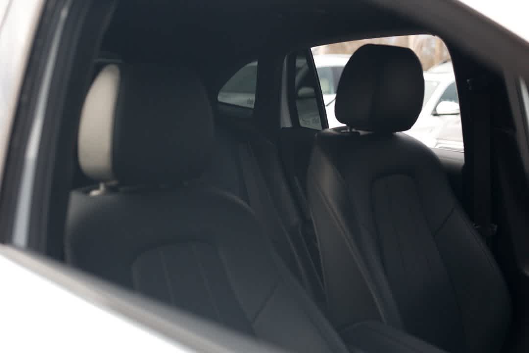 Thumbnail: 2023 Mercedes-Benz GLA - 19