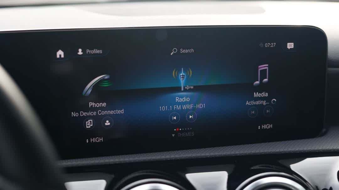 Thumbnail: 2022 Mercedes-Benz A-Class - 22