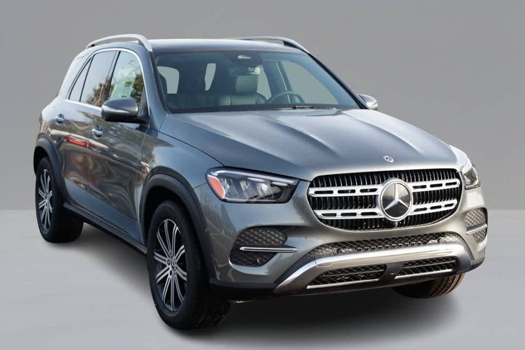 Thumbnail: 2026 Mercedes-Benz GLE - 3