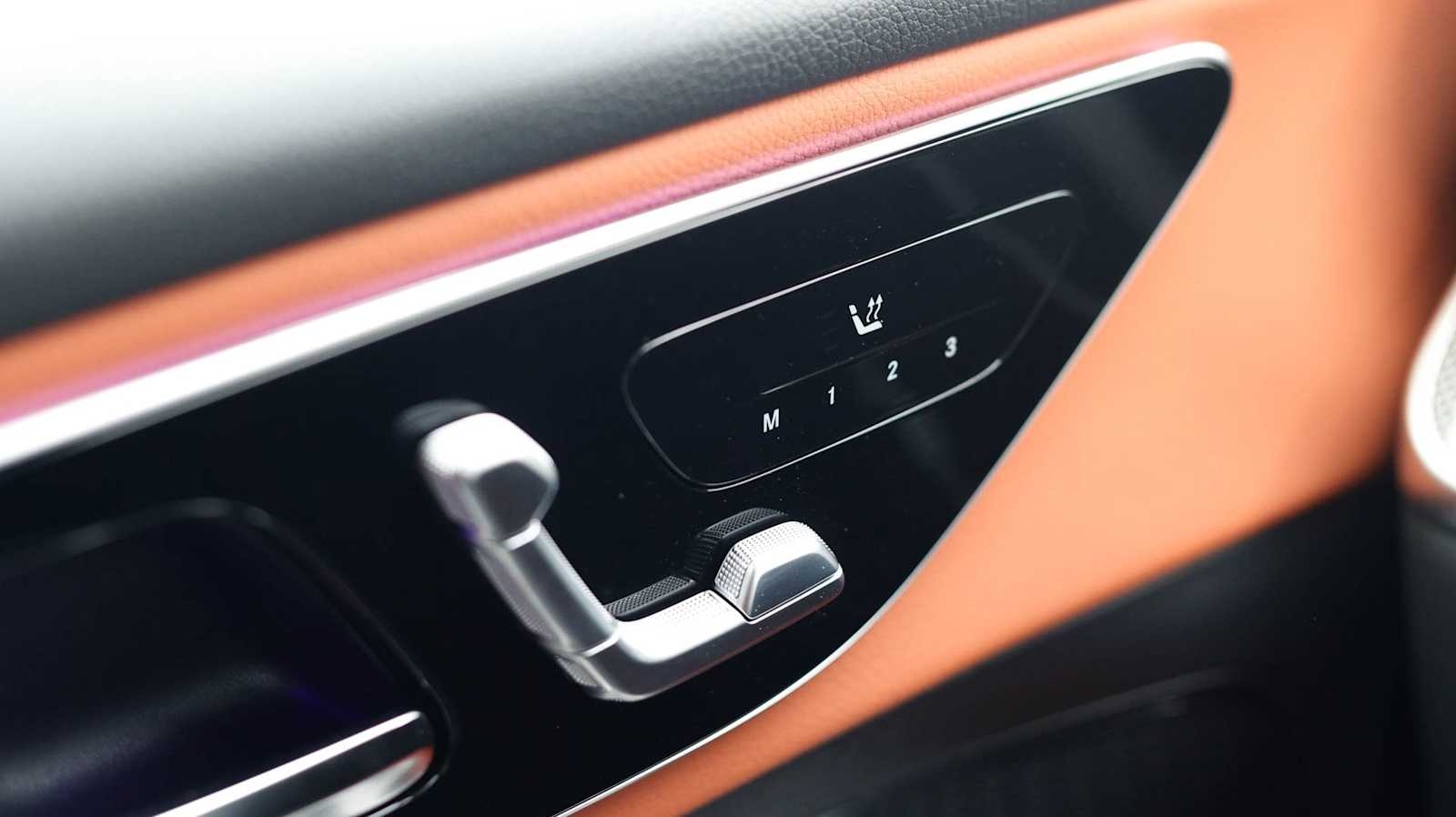 Thumbnail: 2026 Mercedes-Benz GLC - 26