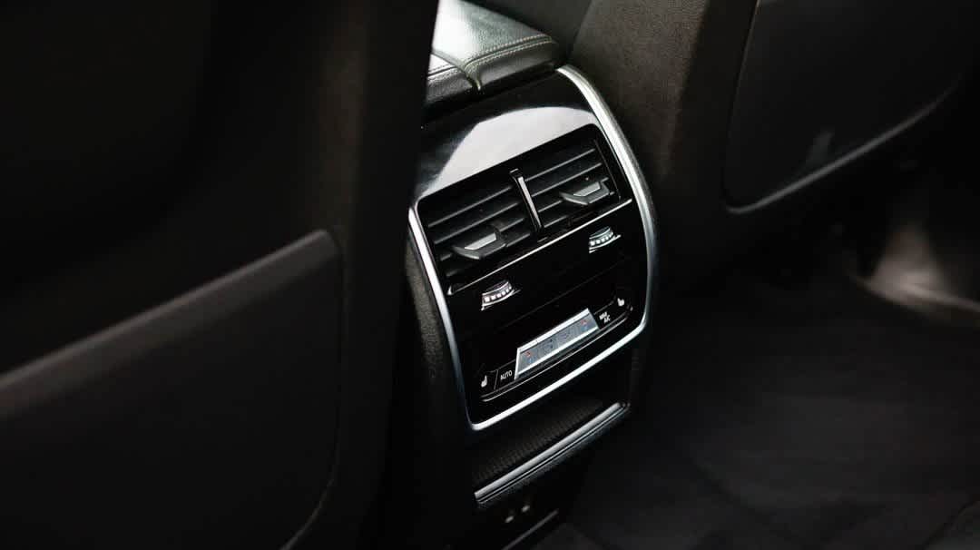 Thumbnail: 2020 BMW X7 - 42