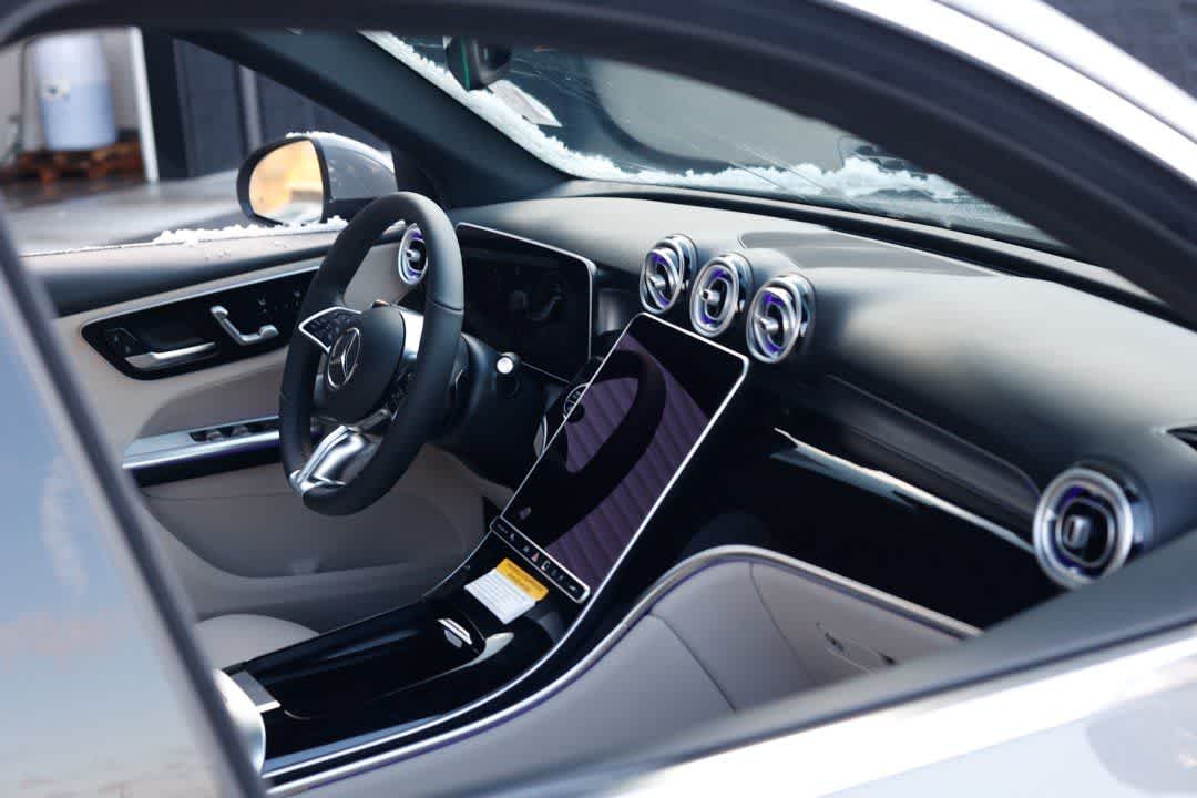 Thumbnail: 2026 Mercedes-Benz GLC - 20