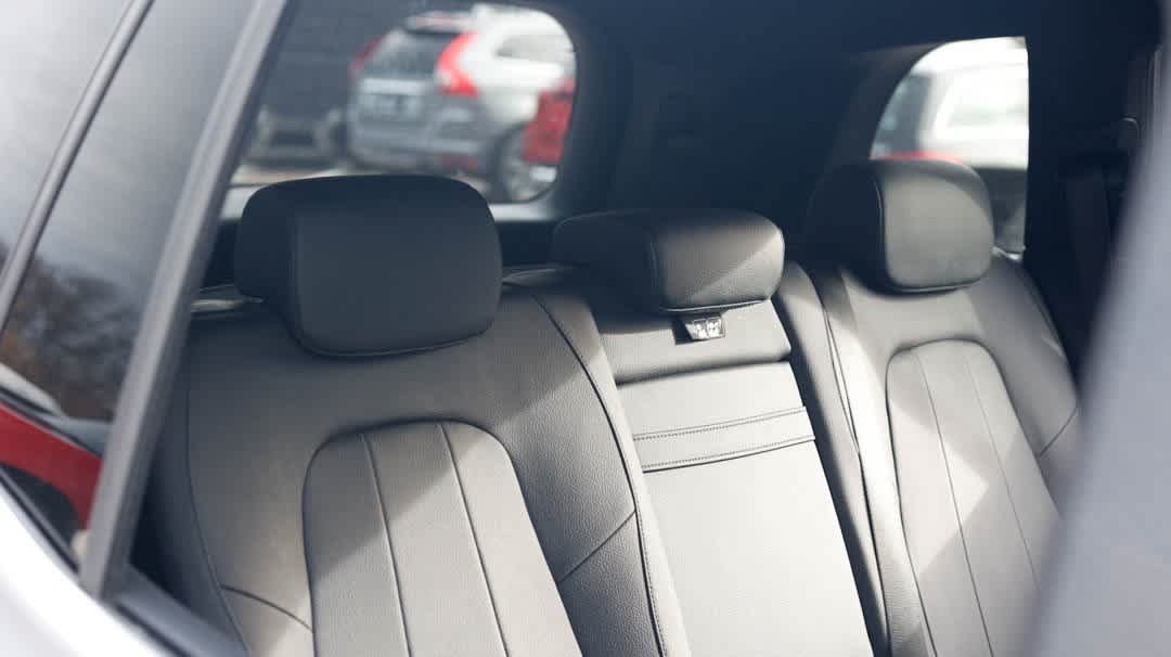 Thumbnail: 2022 Mercedes-Benz GLB - 23