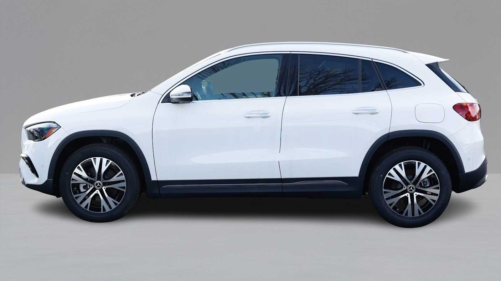 Thumbnail: 2026 Mercedes-Benz GLA - 8