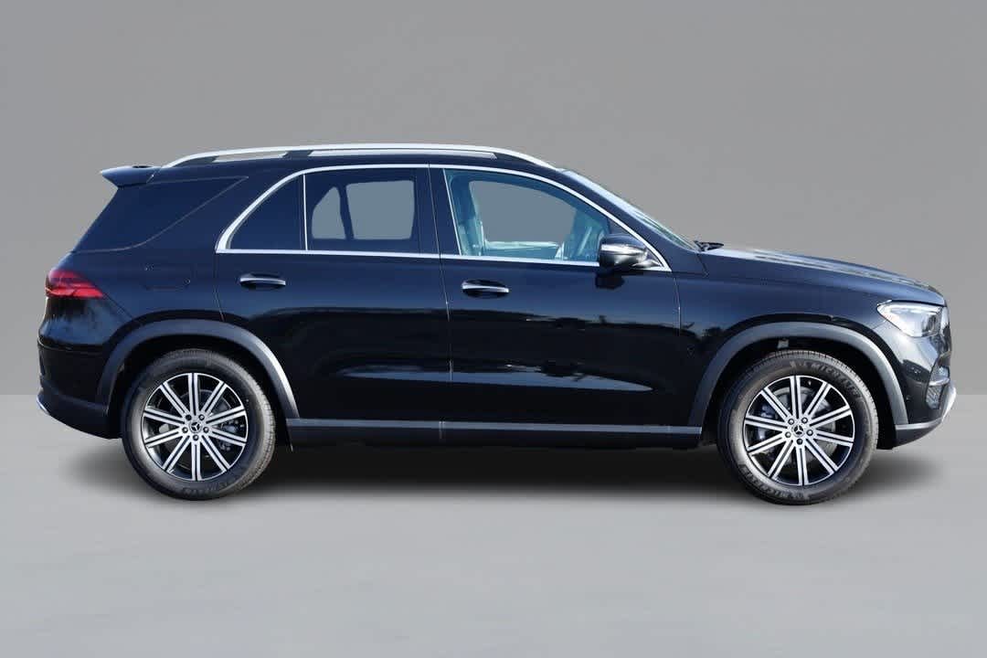Thumbnail: 2026 Mercedes-Benz GLE - 4