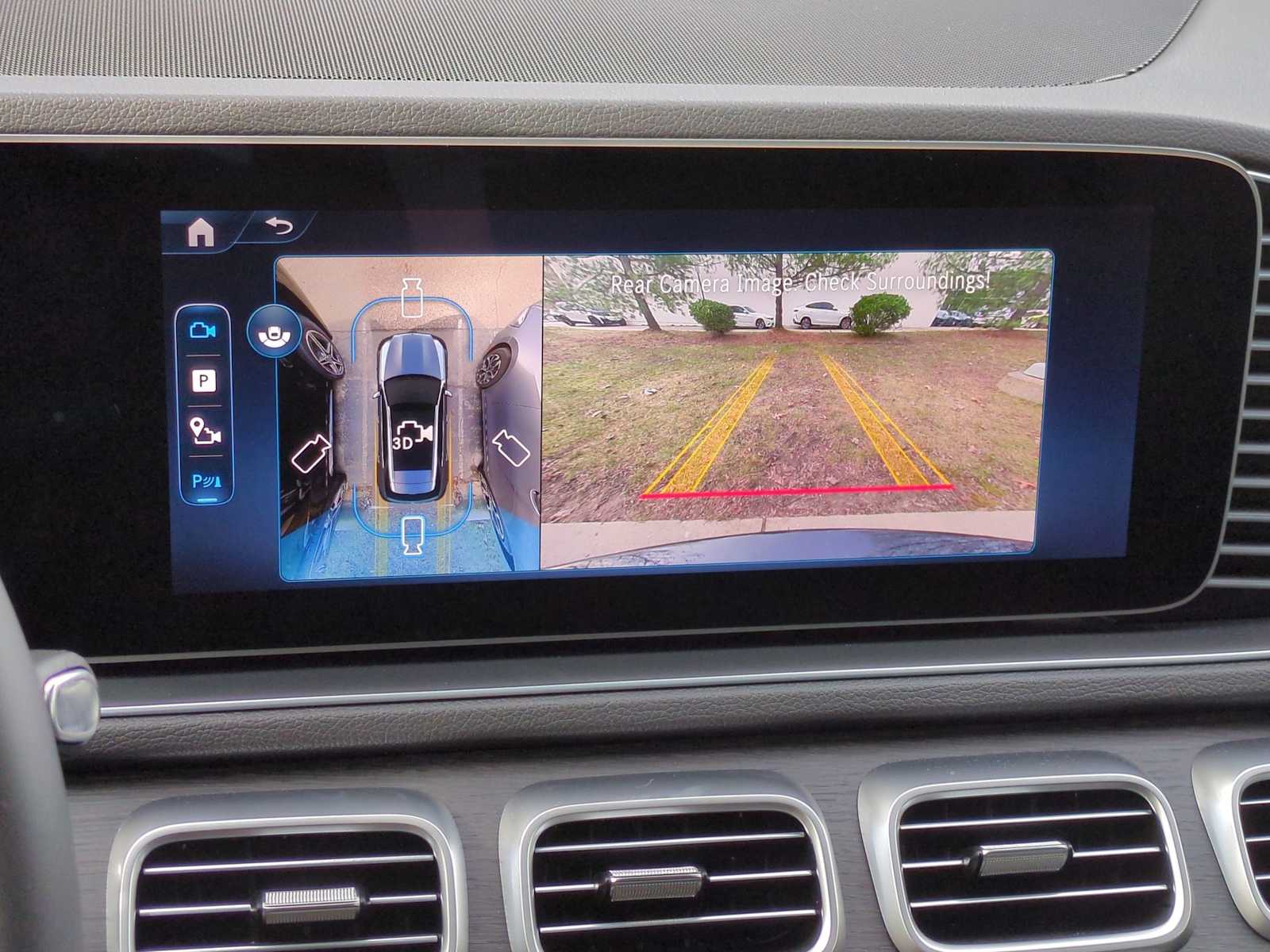 Thumbnail: 2025 Mercedes-Benz GLE - 31