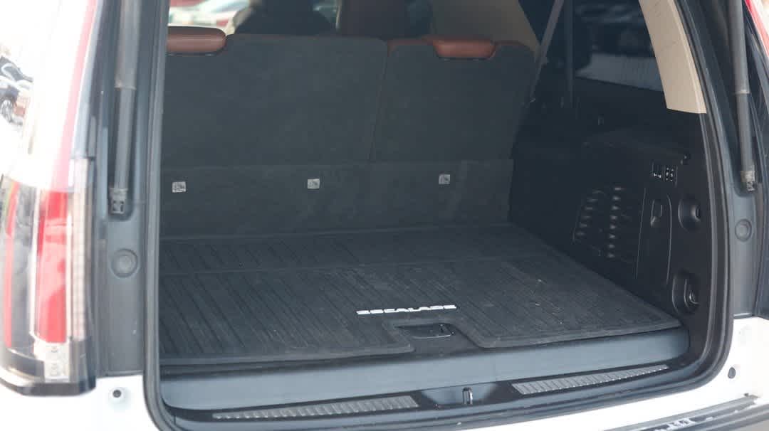 Thumbnail: 2016 Cadillac Escalade - 36