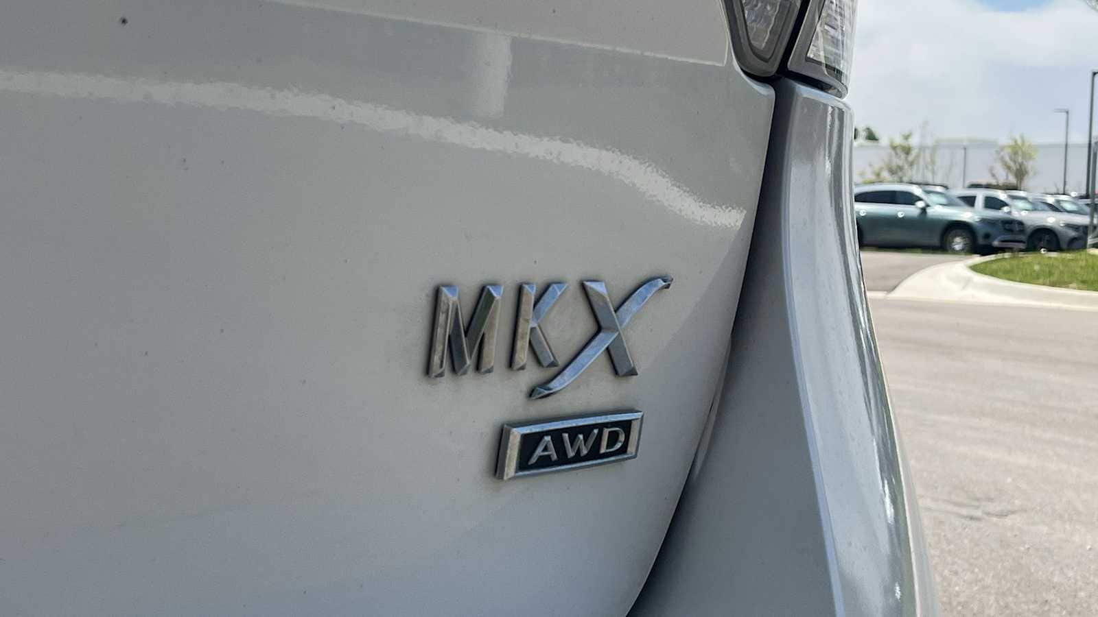 Thumbnail: 2013 Lincoln MKX - 25