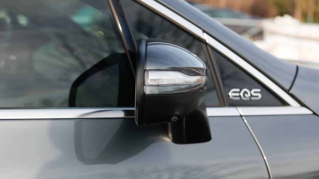 Thumbnail: 2023 Mercedes-Benz EQS - 13