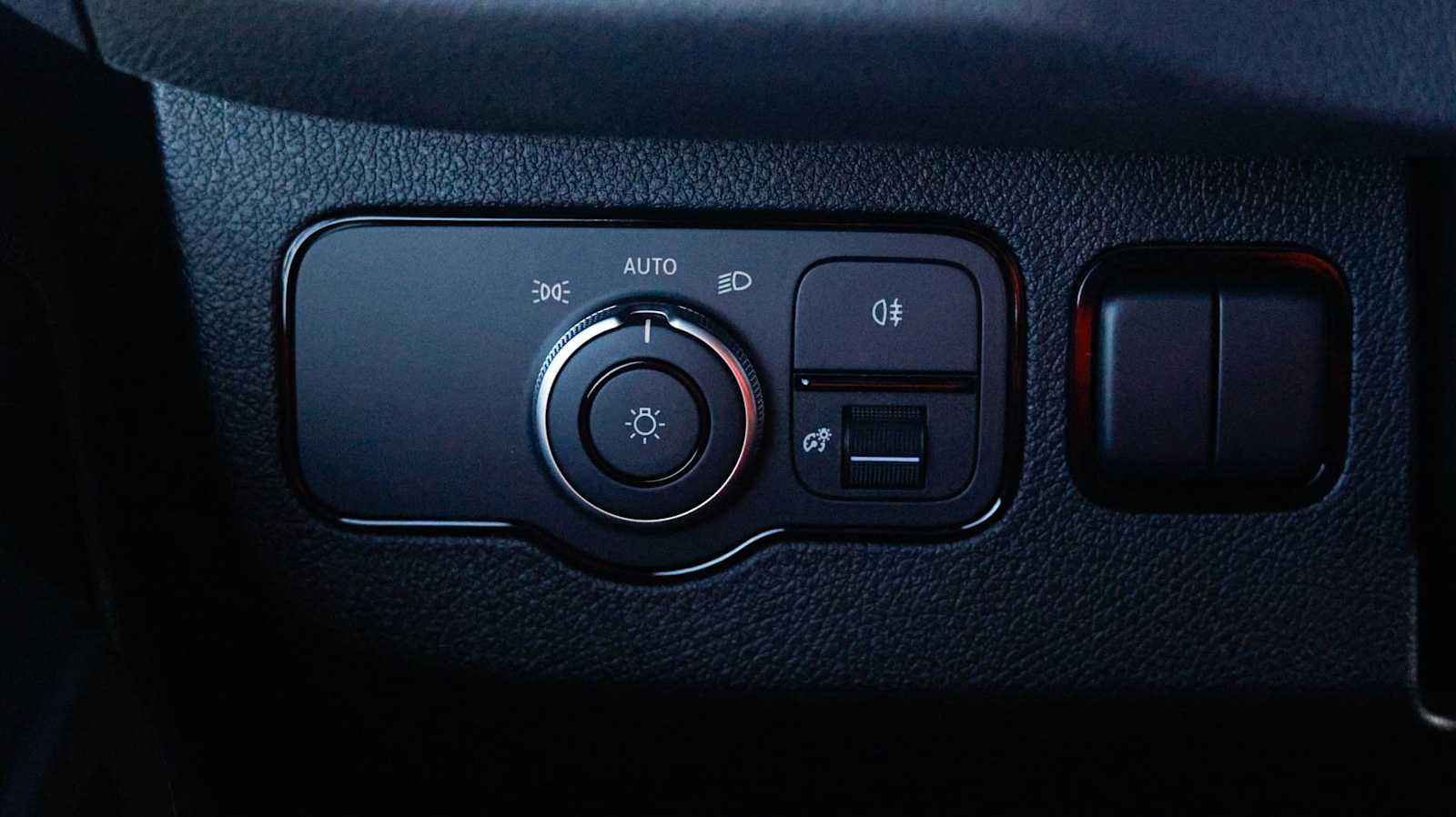 Thumbnail: 2026 Mercedes-Benz Sprinter - 27