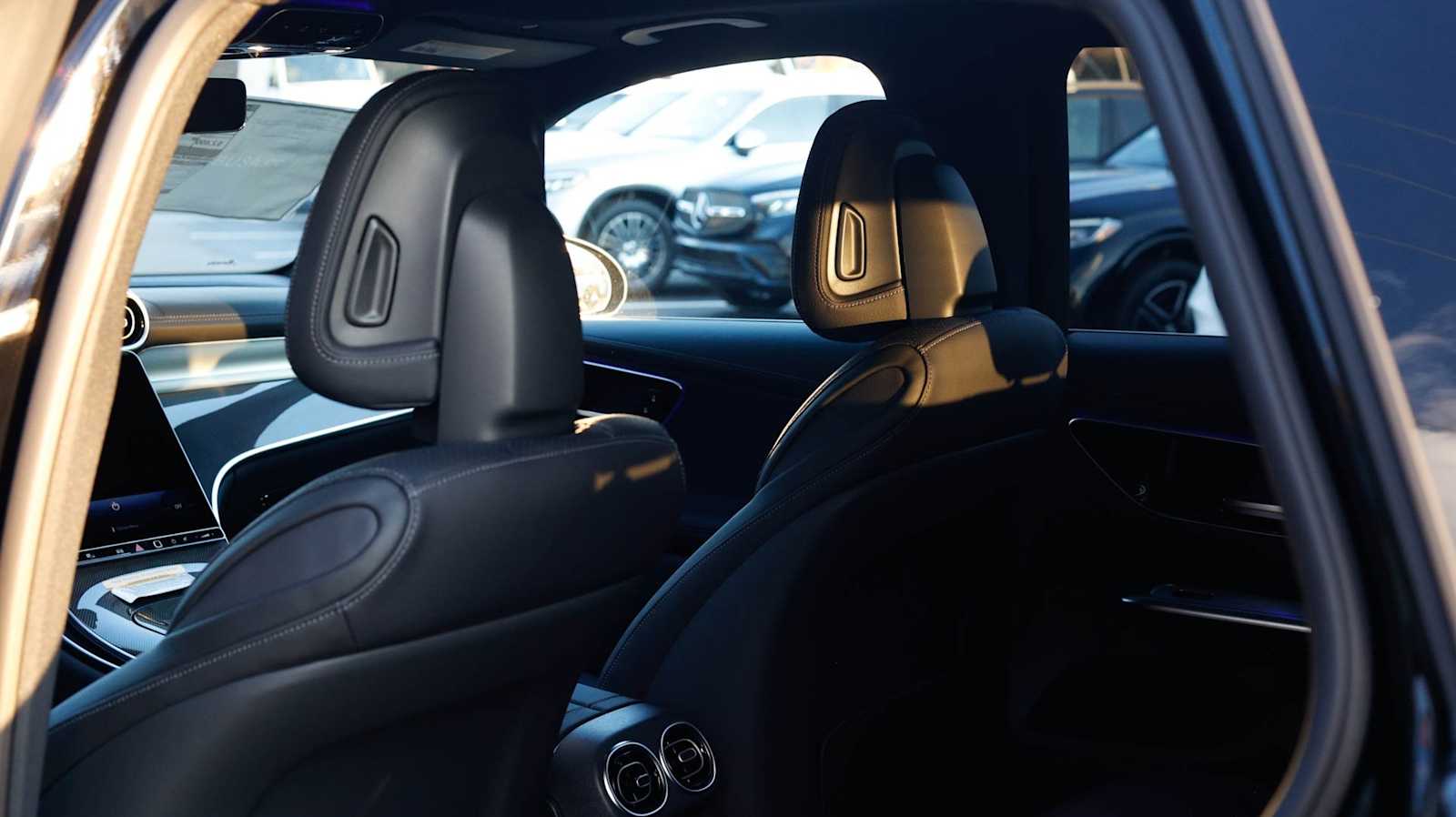 Thumbnail: 2026 Mercedes-Benz GLC - 30