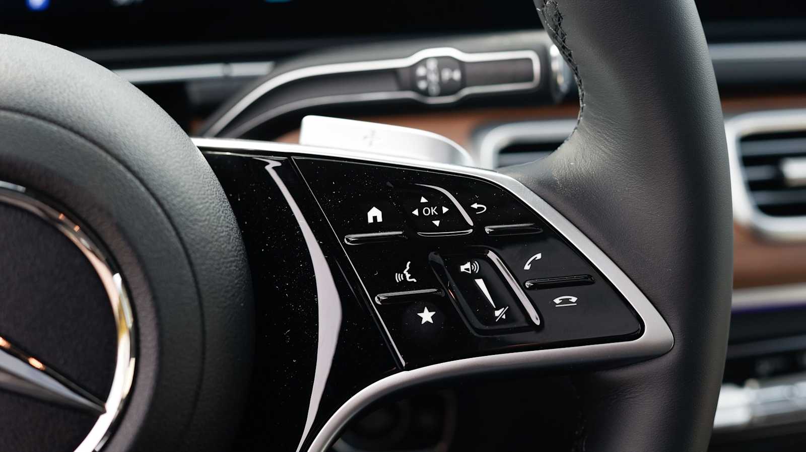 Thumbnail: 2026 Mercedes-Benz GLE - 14