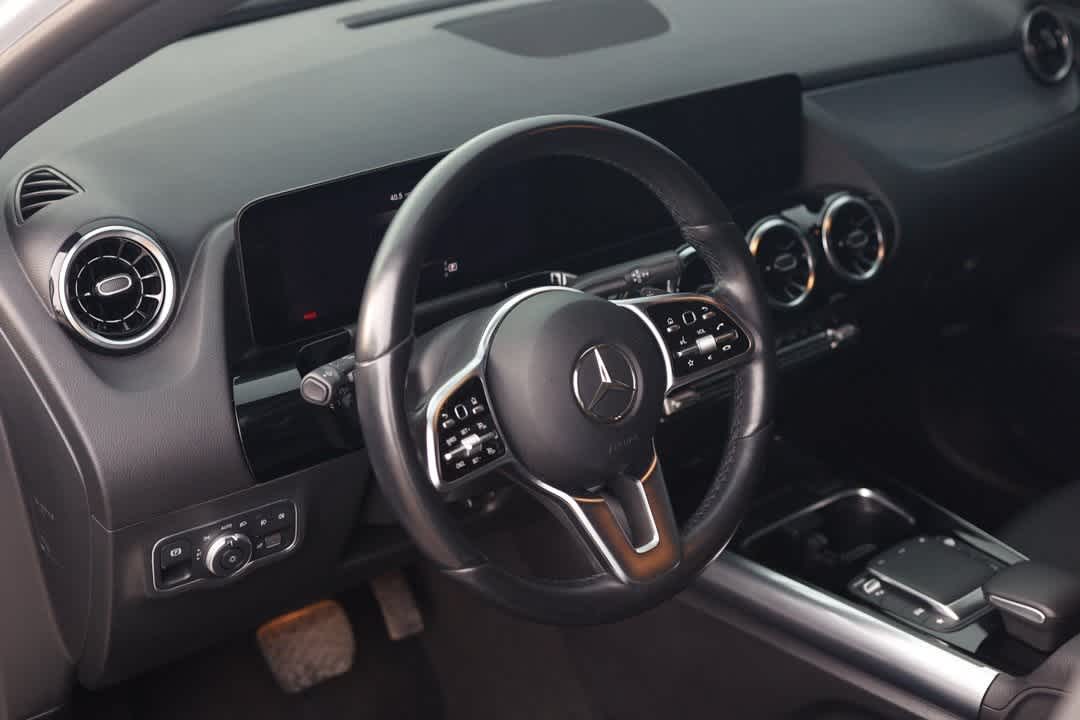 Thumbnail: 2023 Mercedes-Benz GLA - 16