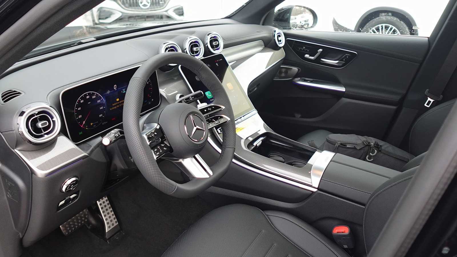 Thumbnail: 2026 Mercedes-Benz GLC - 20