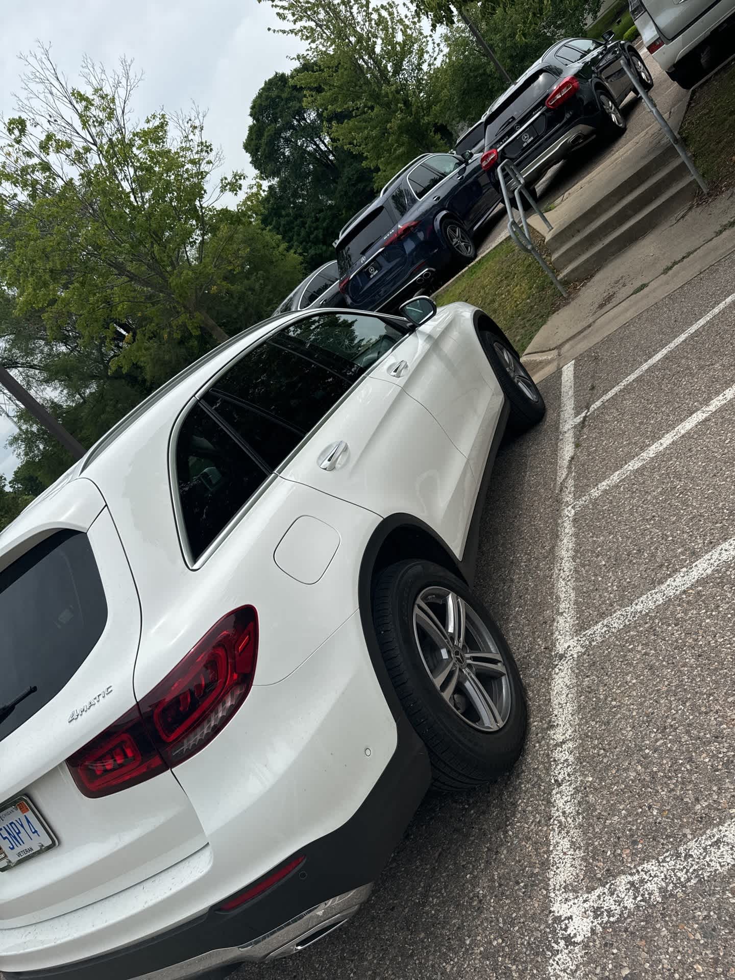 Thumbnail: 2022 Mercedes-Benz GLC - 3